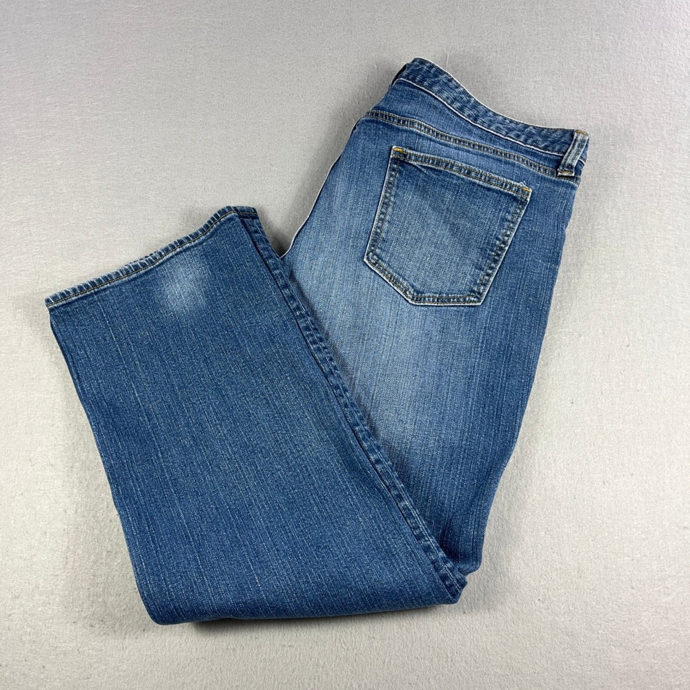 Gap Premium Curvy Straight Leg Jeans Medium Wash Denim Women's Size 18‎ 34R